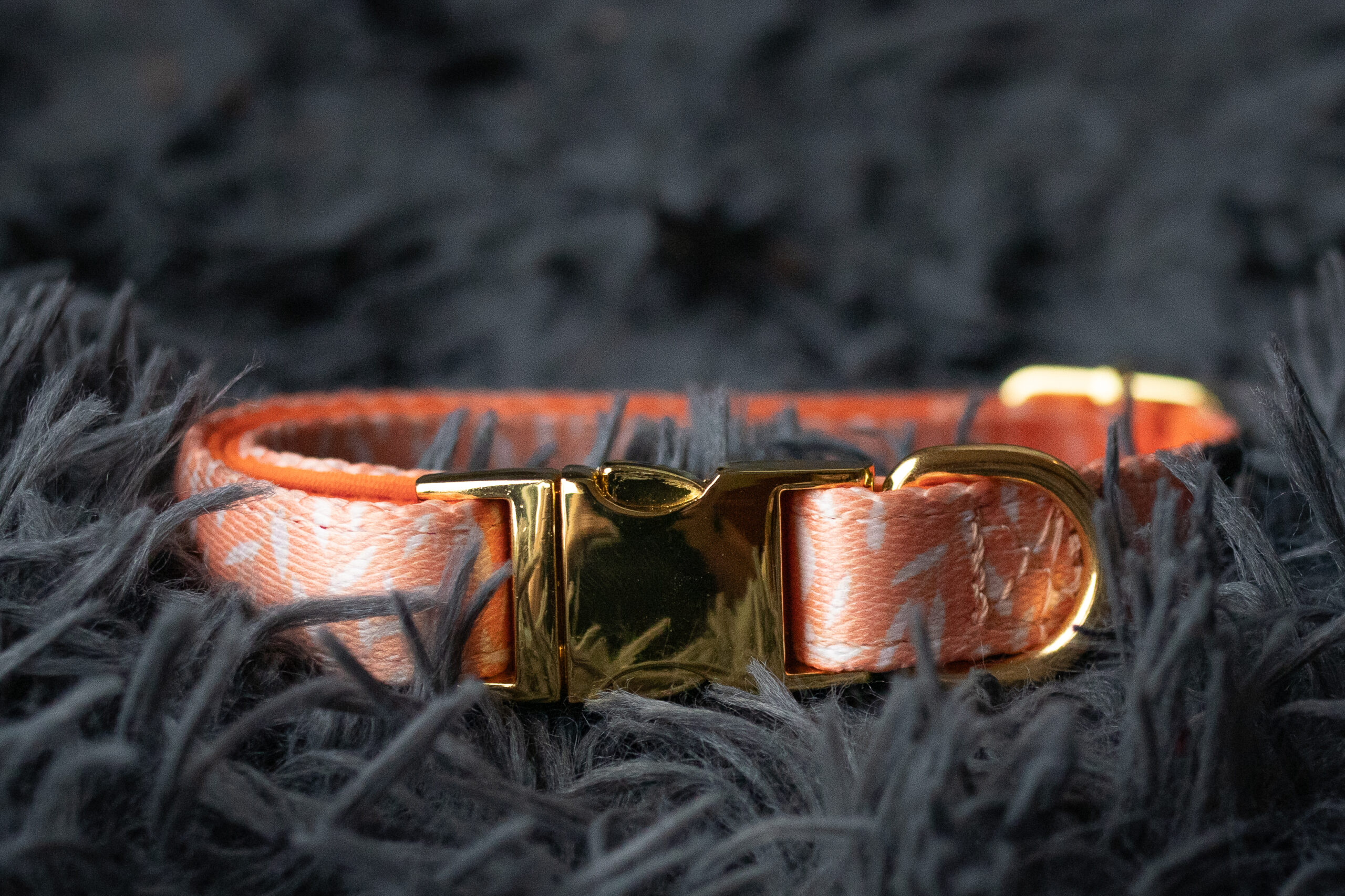 Happy Orange halsband